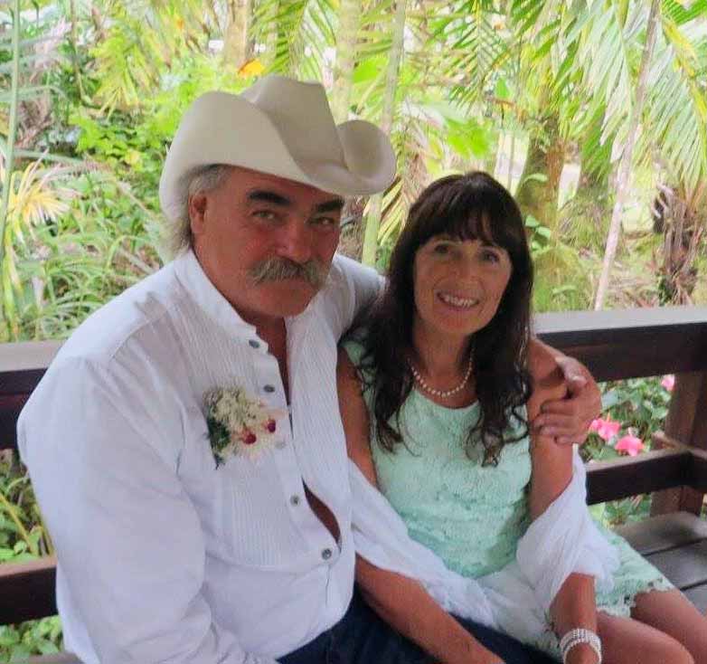 Photo of Marty Raney and his wife, Mollee Raney.